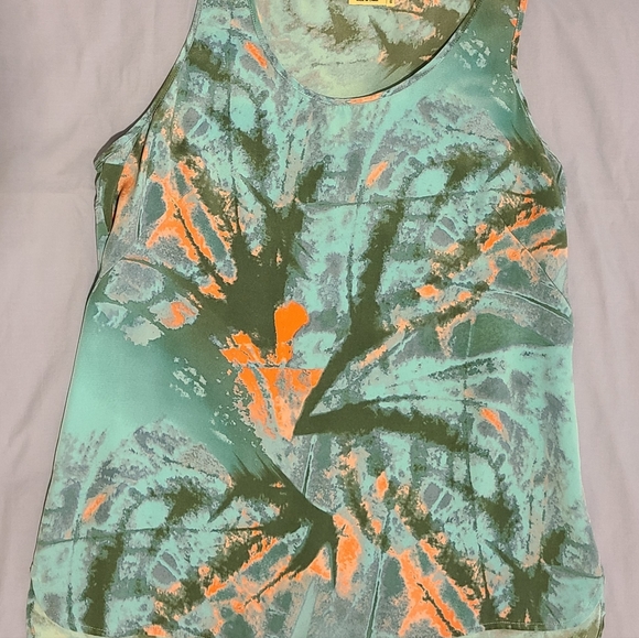 Tank top size 6 - Picture 2 of 3